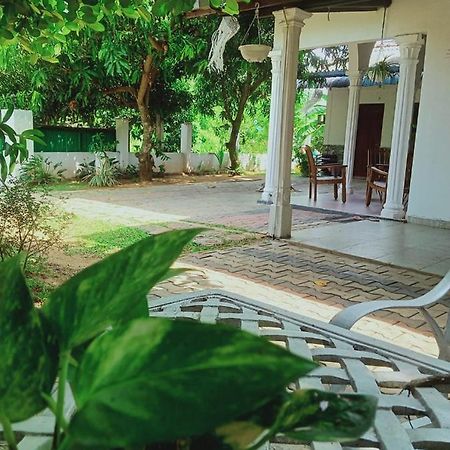 Sidhangana Home Stay アヌラーダプラ エクステリア 写真